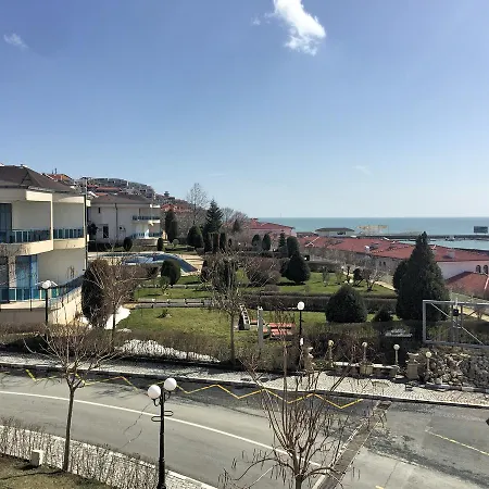 شقة With Sea View In Vega Village Eh *