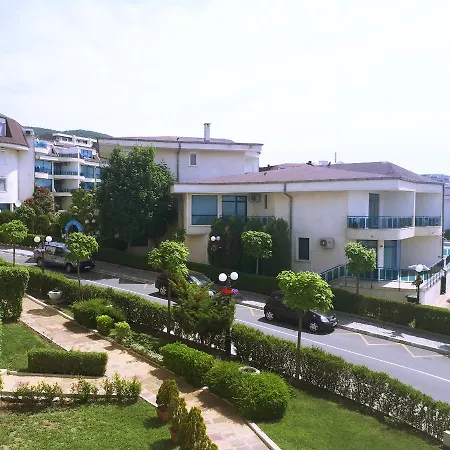 شقة With Sea View In Vega Village Eh سفيتي فلاس